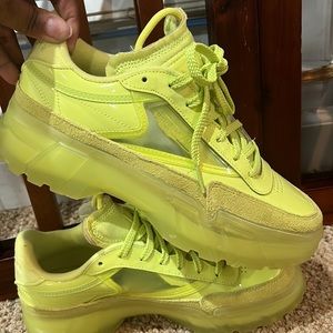 Cardi B Reebok Sneakers Sz 10 Excellent Condition